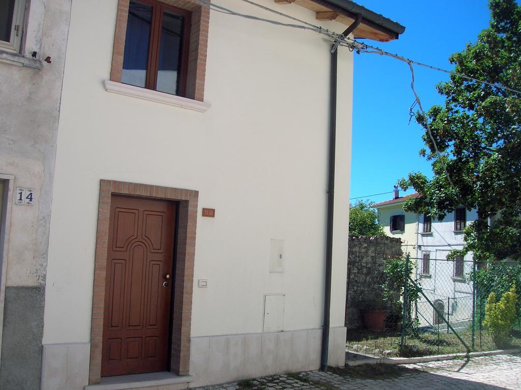 Montagna & Relax Villa Castel Di Sangro Exterior foto